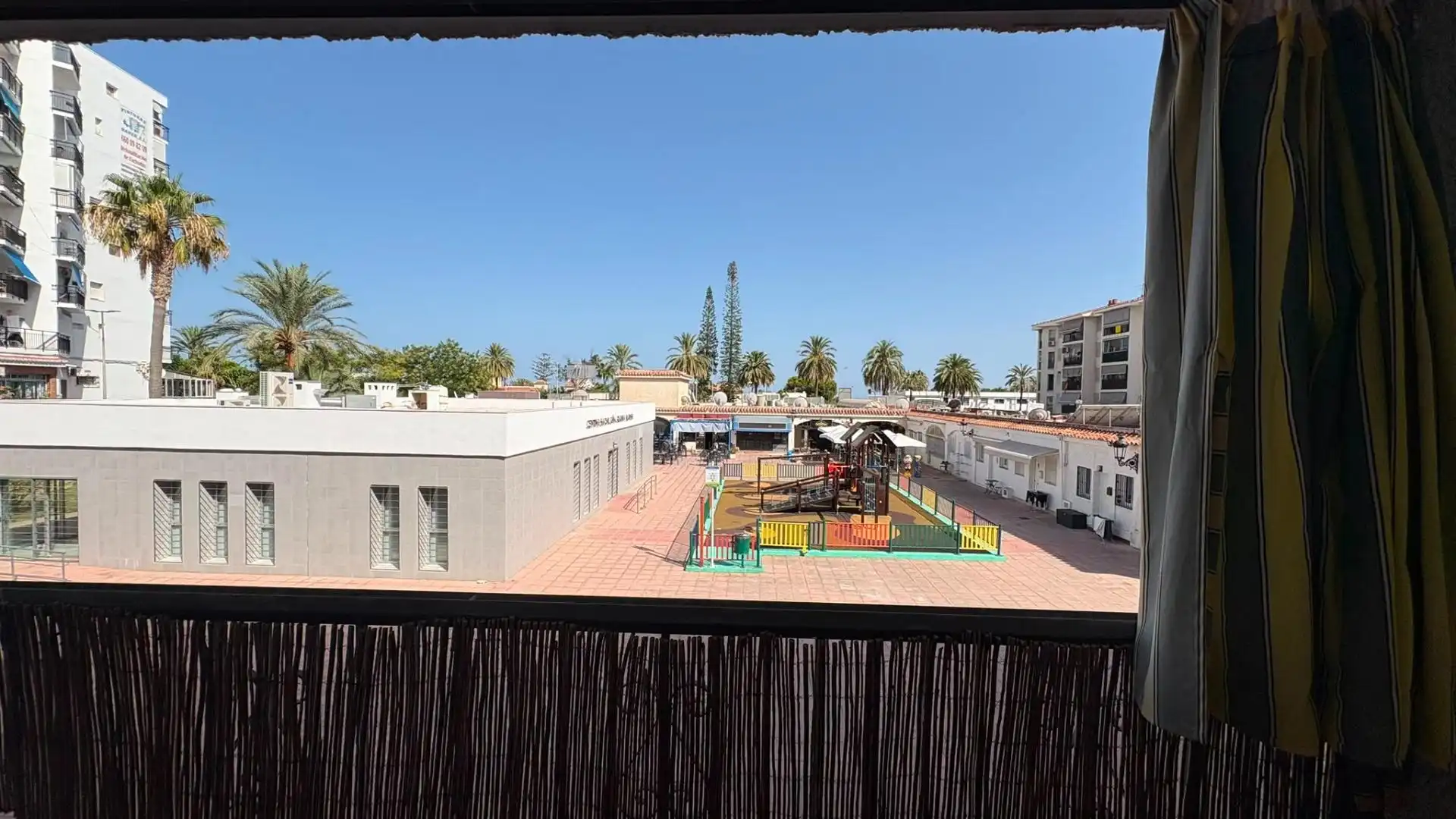 Vista exterior de Pis en venda en Benalmádena amb Aire condicionat, Terrassa i Traster
