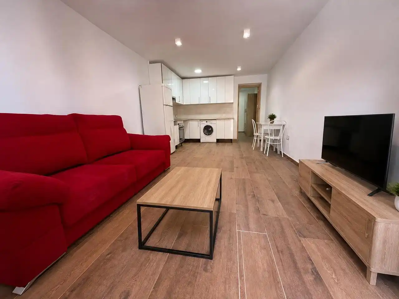 Wohnzimmer von Erdgeschoss zur Miete in Madrid