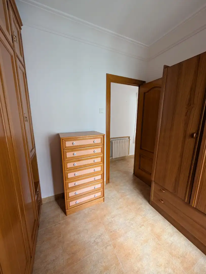 Dormitori de Pis de lloguer en Santander amb Calefacció, Moblat i Forn