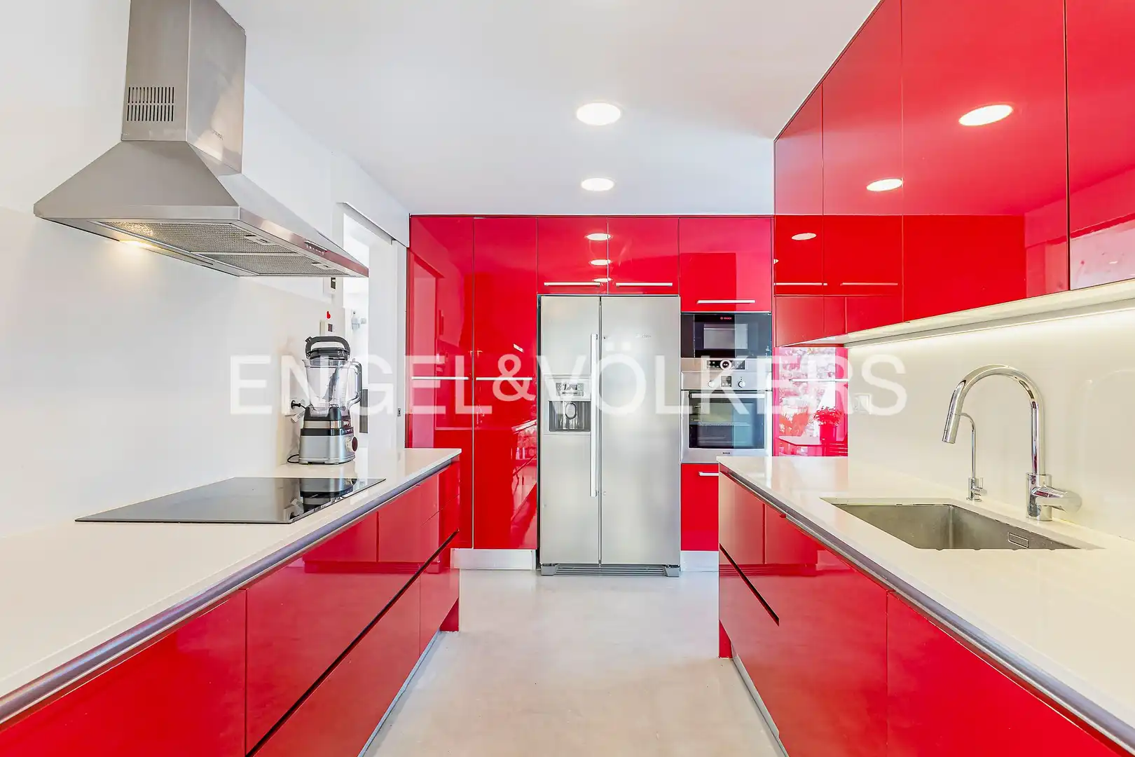 Cocina de Casa o chalet en venta en Sitges con Aire acondicionado, Calefacción y Jardín privado