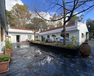 Vista exterior de Casa o xalet en venda en Terrassa amb Aire condicionat, Calefacció i Jardí privat
