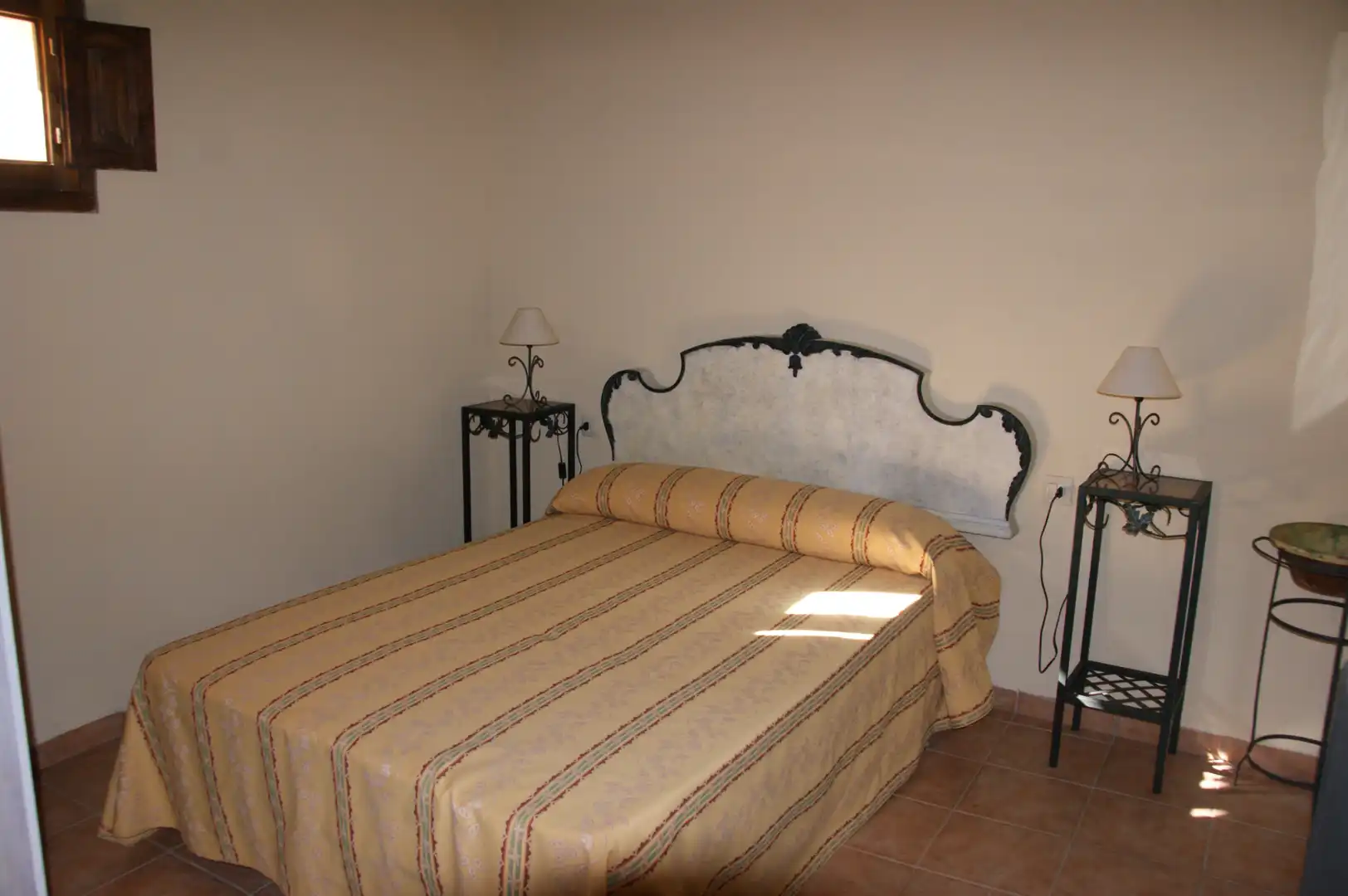 Habitación de Casa o chalet en venta en Castellote con Calefacción, Jardín privado y Amueblado