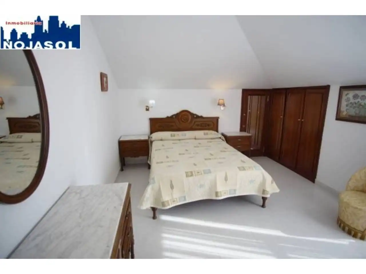 Schlafzimmer von Dachboden zur Miete in Noja mit Heizung, Terrasse und Möbliert