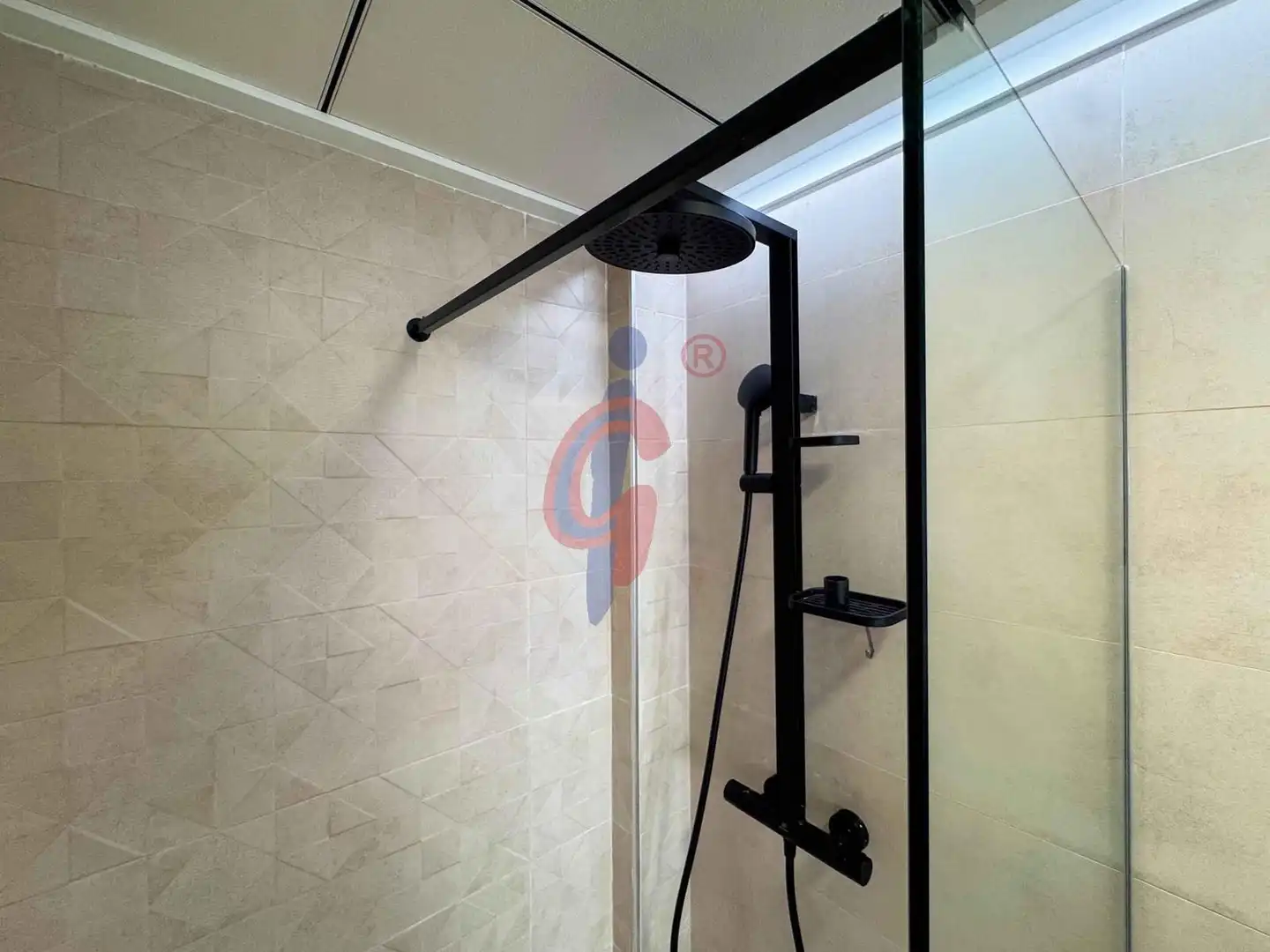 Bany de Casa o xalet en venda en Orihuela amb Aire condicionat, Terrassa i Piscina