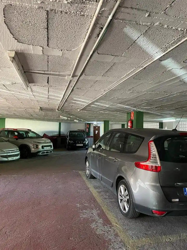 Aparcament en venda a Bifurcación, imagen 2