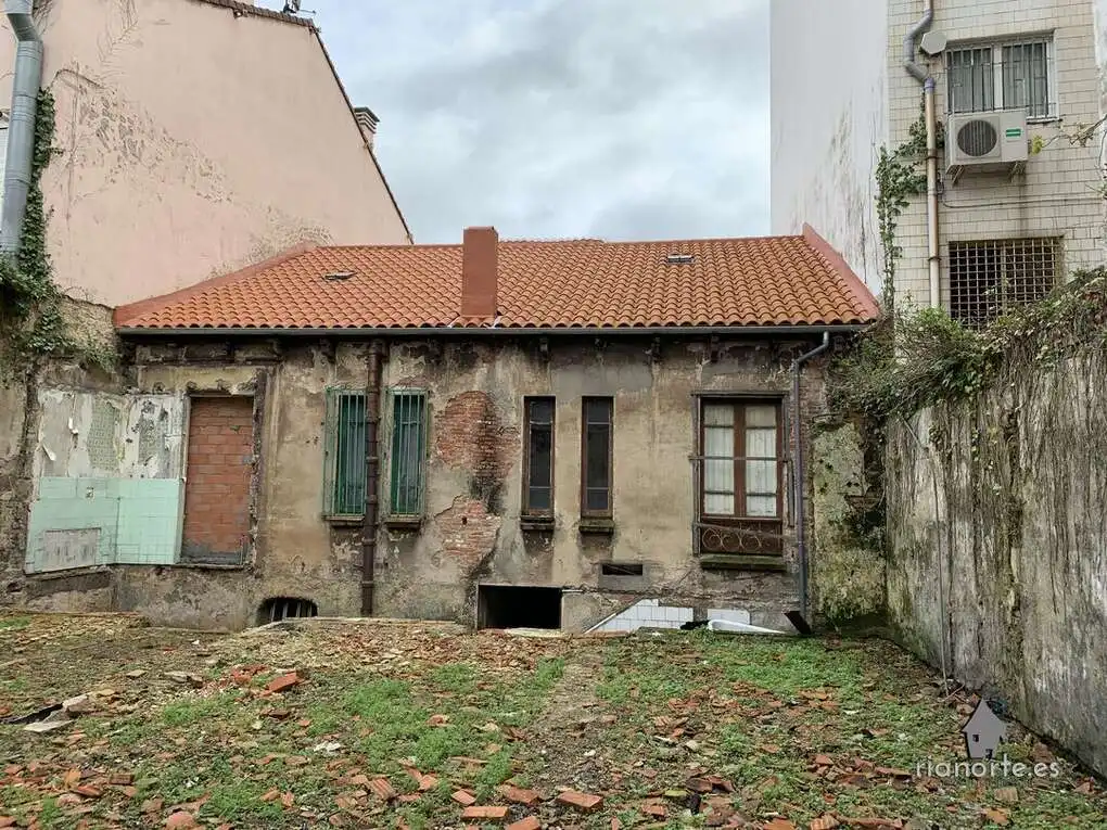 Exterior view of Houses for sale in Avilés