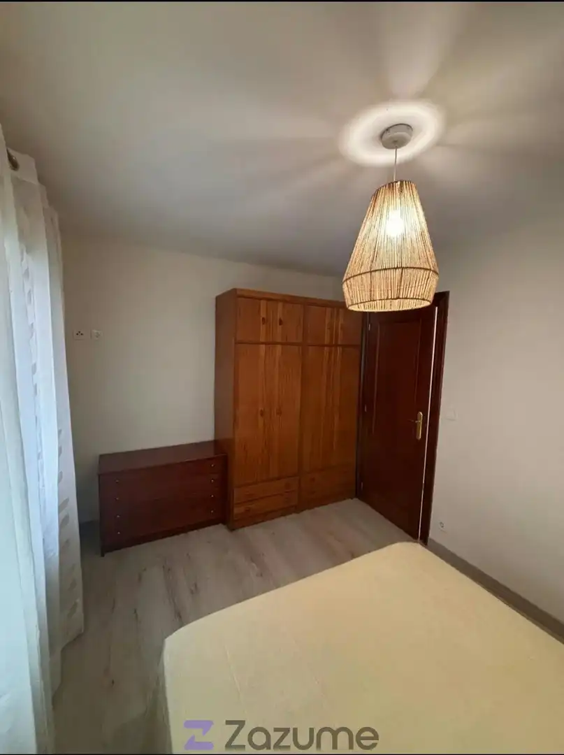 Habitación de Apartamento de alquiler en Briviesca con Calefacción, Amueblado y Horno