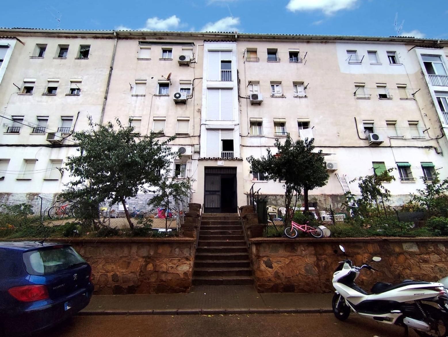 Exterior view of Flat for sale in Cáceres Capital