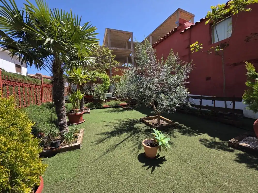 Garden of Country homes for sale in Robledo  with Heating, Private garden and Terrace