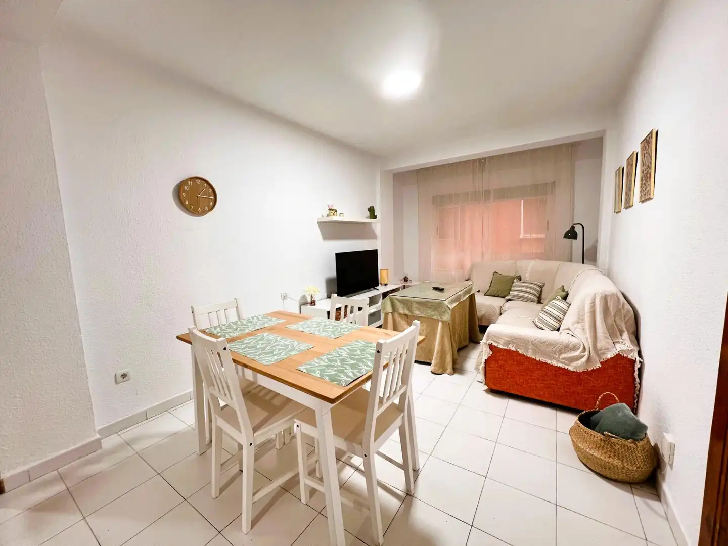 Sala de estar de Piso de alquiler en Granada con Amueblado