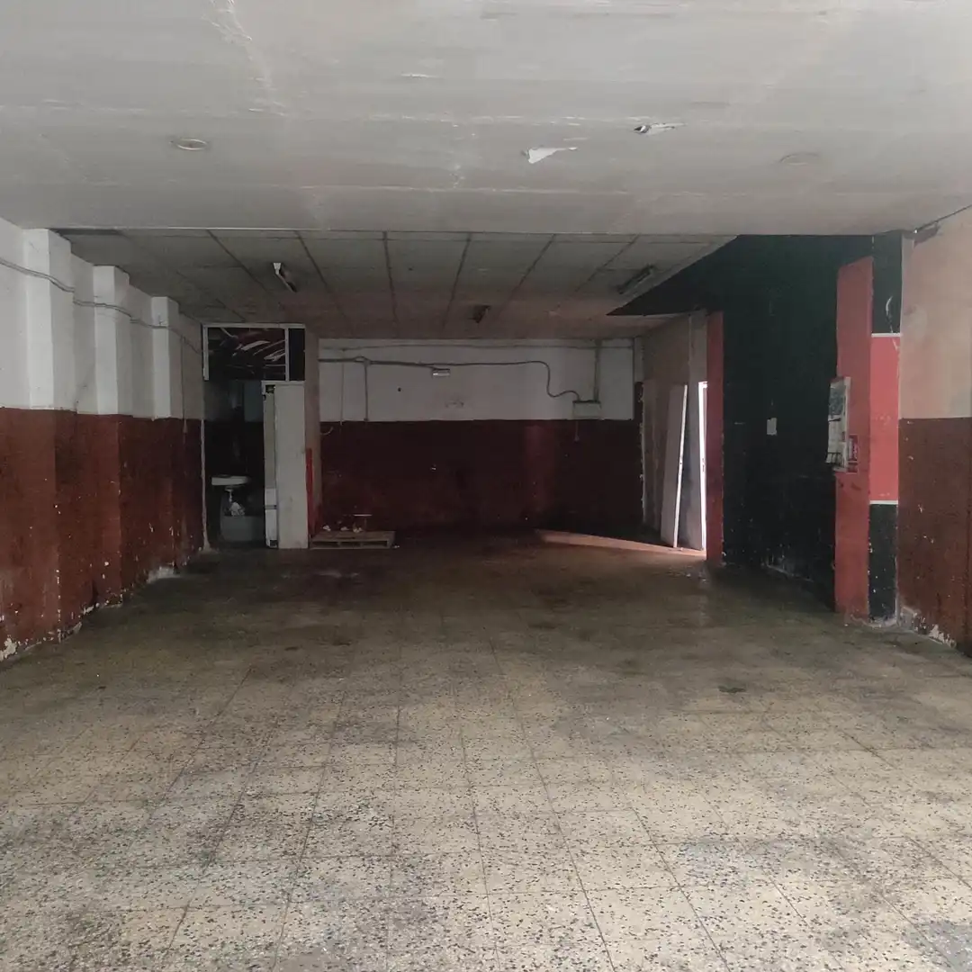 Local comercial en venda a Carrer de Martí i Julià, imagen 3