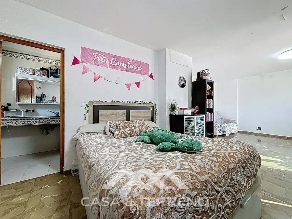 Dormitori de Casa o xalet en venda en Vélez-Málaga amb Aire condicionat, Jardí privat i Terrassa