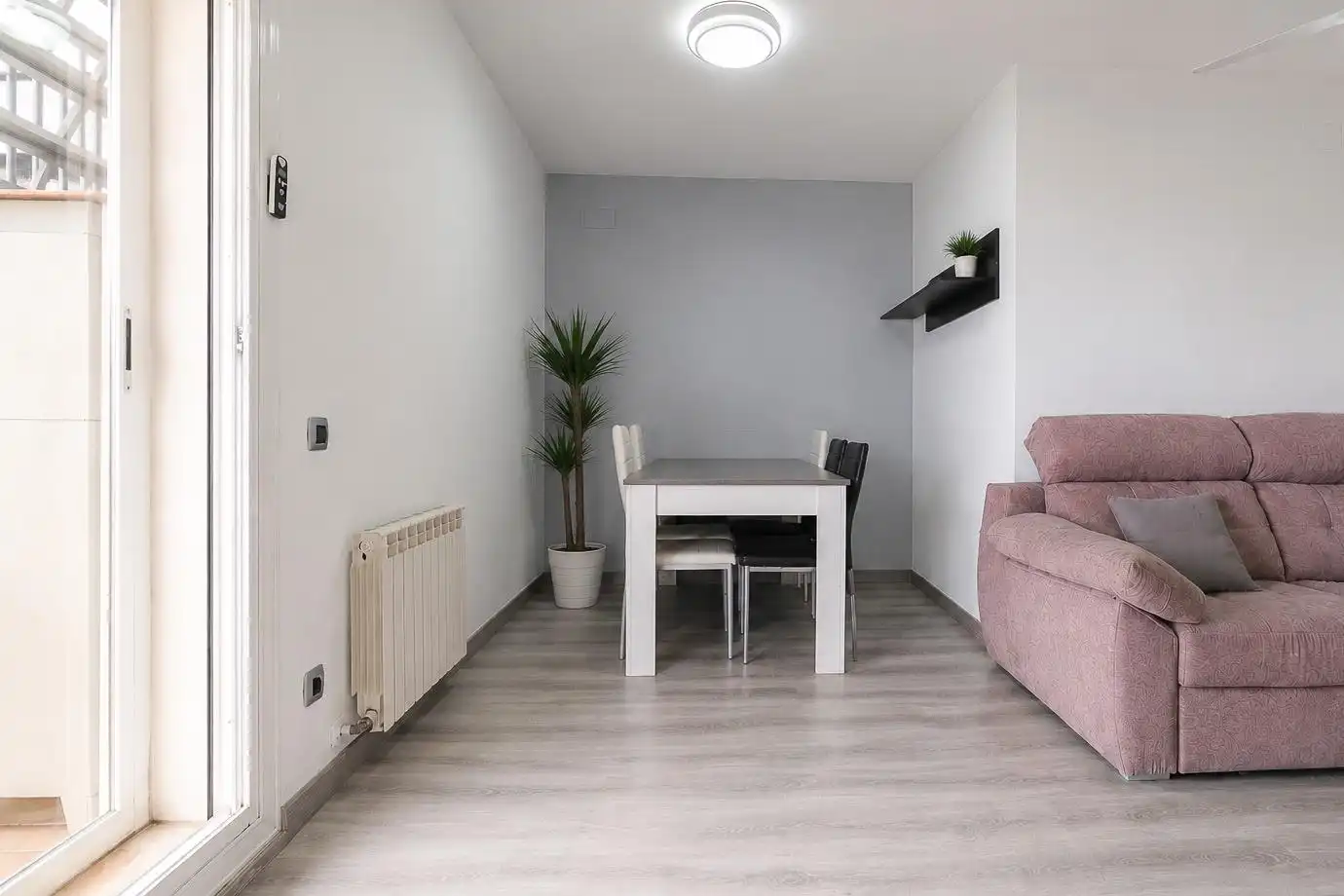 Wohnzimmer von Dachboden zum Verkauf in El Vendrell mit Heizung, Parkett und Terrasse