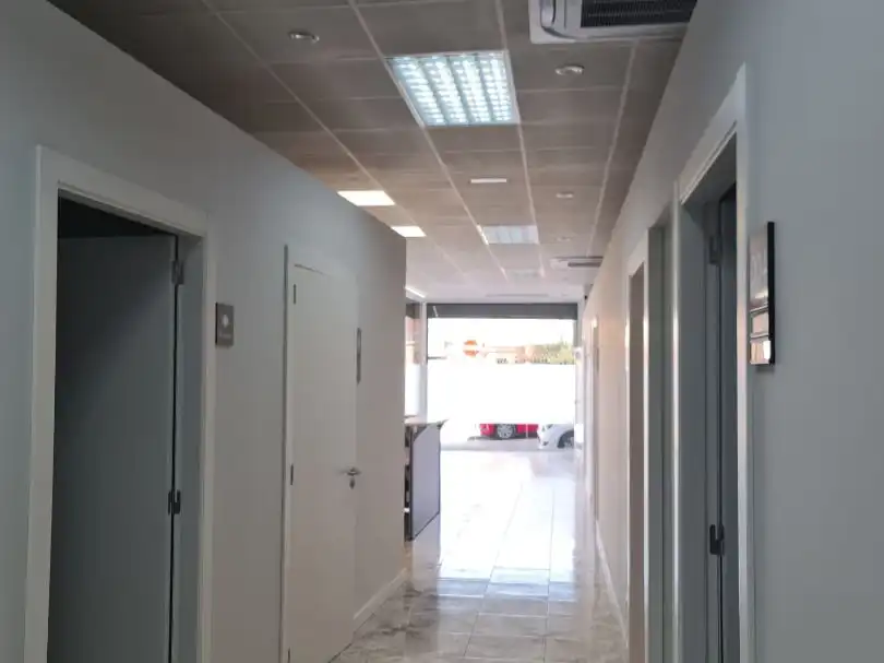 Local comercial de lloguer a jacint verdaguer 32, imagen 46