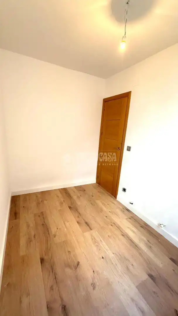 Piso en venta en Parla con Aire acondicionado, Calefacción y Parquet