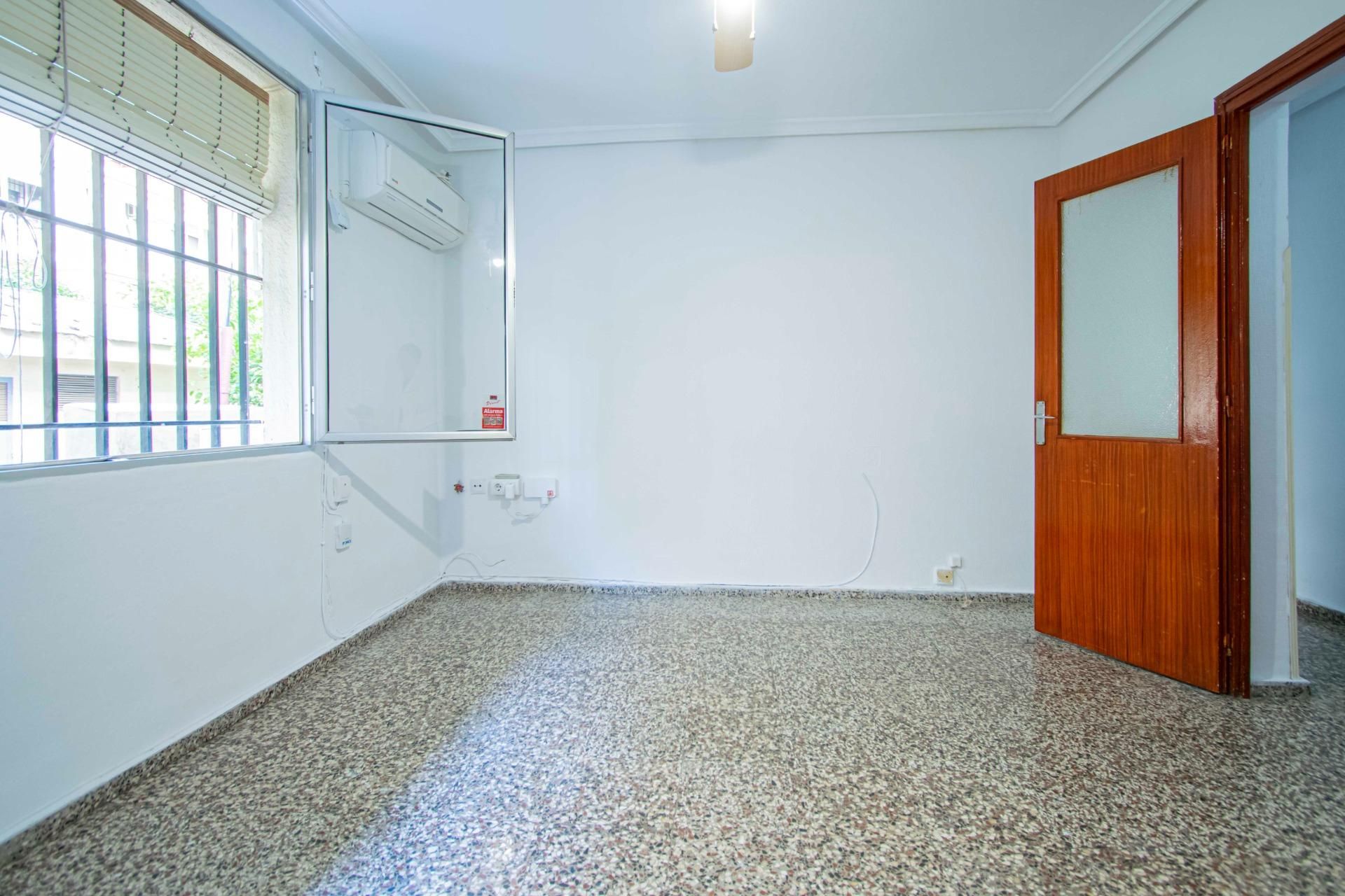 Flat for sale in Parque Alcosa