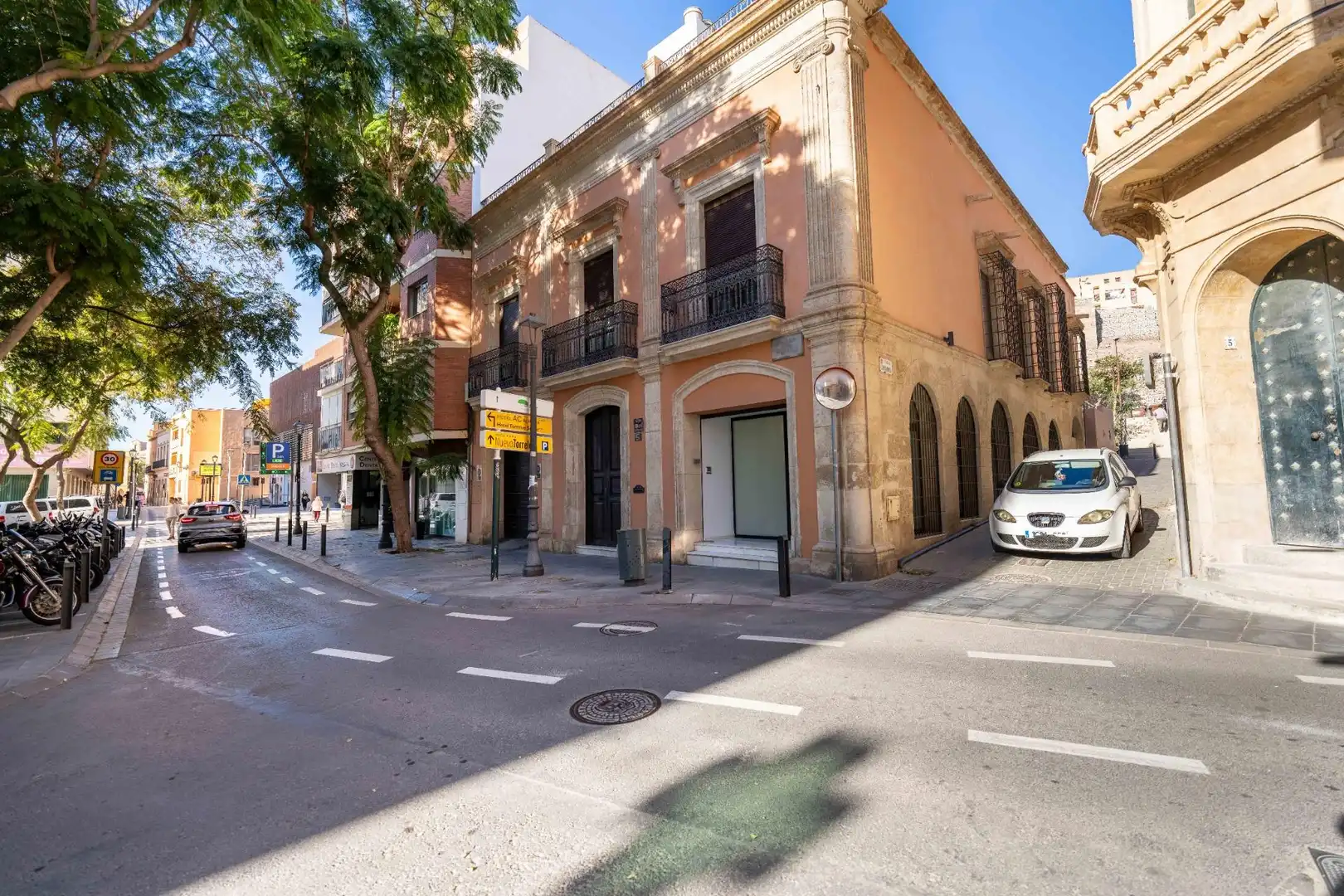 Local comercial en alquiler en Plaza Plaza Monte 5