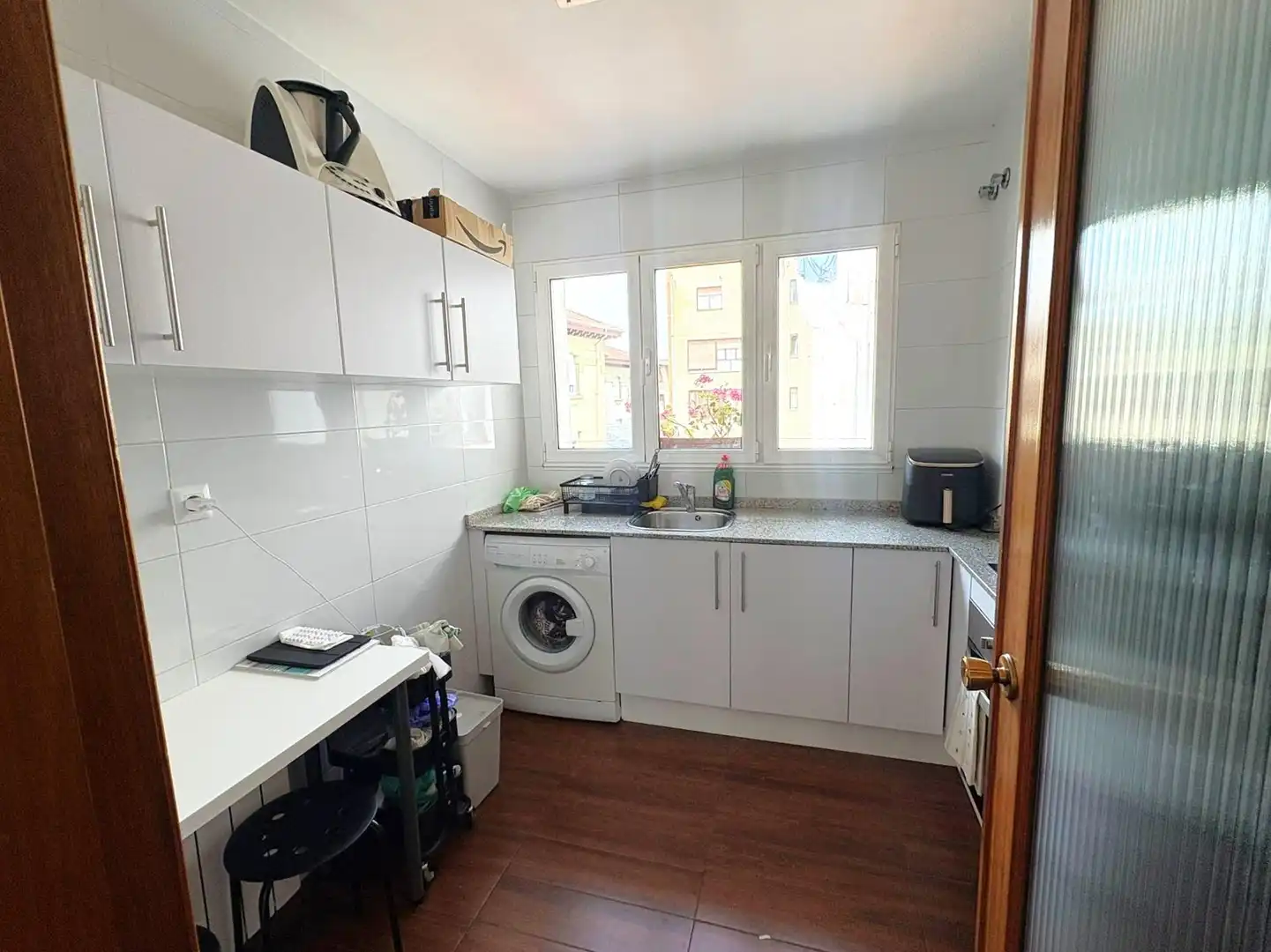 Kitchen of Flat for rent in Oviedo   with Heating and Furnished