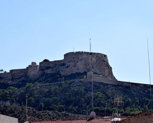 Vista exterior de Edifici en venda en Alicante / Alacant