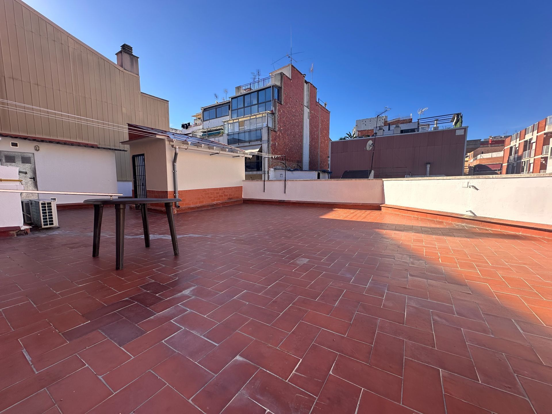 Terrassa de Casa o xalet en venda en L'Hospitalet de Llobregat amb Aire condicionat, Calefacció i Terrassa