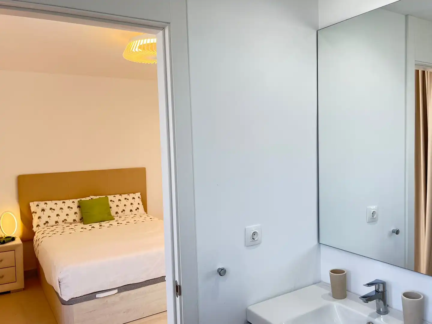 Dormitori de Àtic en venda en Sotogrande amb Aire condicionat, Terrassa i Piscina