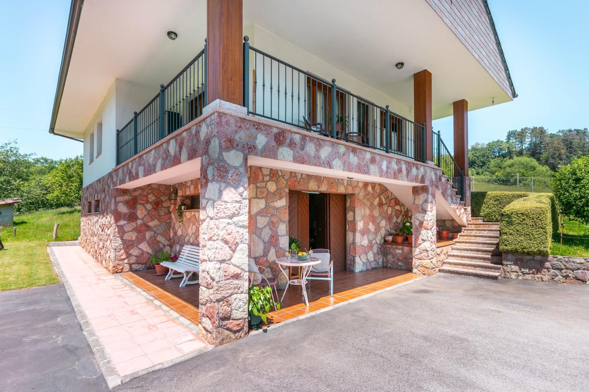 Garden of House or chalet for sale in Nava  with Heating, Private garden and Terrace