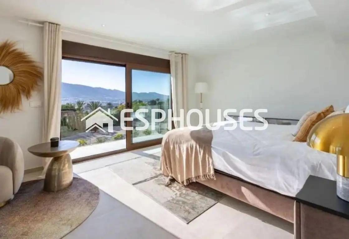 Schlafzimmer von Haus oder Chalet zum Verkauf in Altea mit Klimaanlage, Schwimmbad und Haustechnik