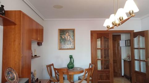 Foto 3 de Piso en venta en Calle Escuelas Pias, San Millán - Ayuntamiento, La Rioja
