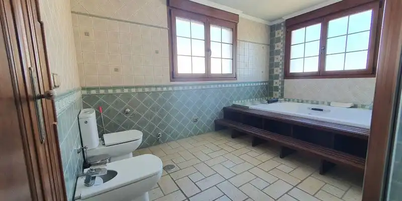 Baño de Casa o chalet en venta en Arriate con Aire acondicionado, Jardín privado y Terraza