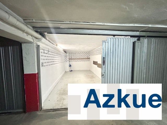 Parkplatz von Garage zum Verkauf in Zumaia