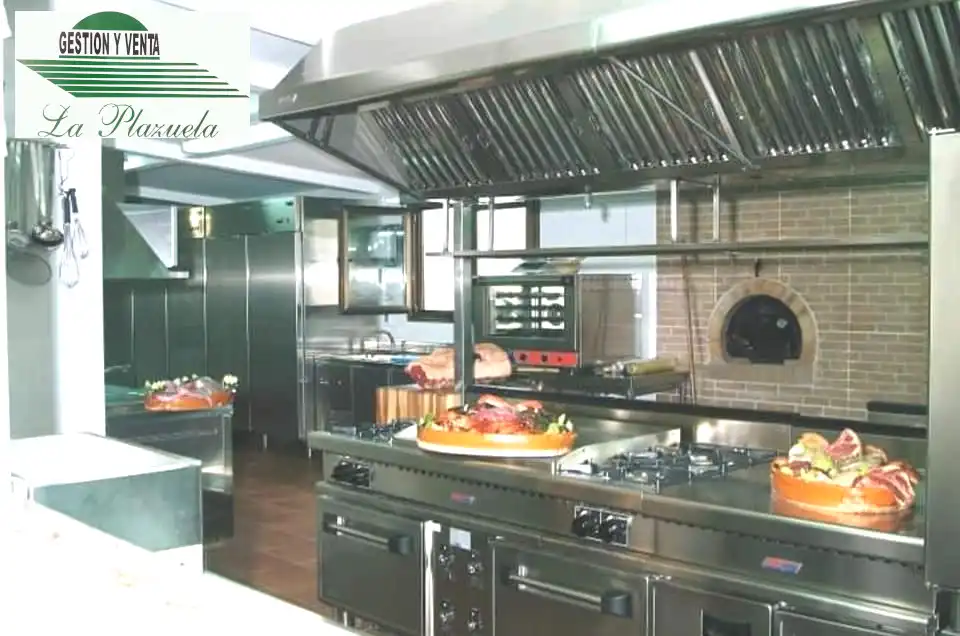 Kitchen of Buildings for sale in Castro-Urdiales