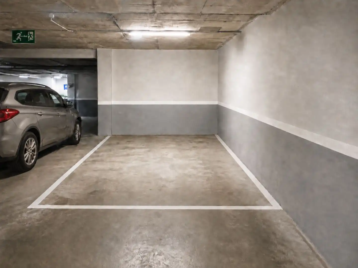 Parkplatz von Garage zur Miete in León Capital  mit Alarm