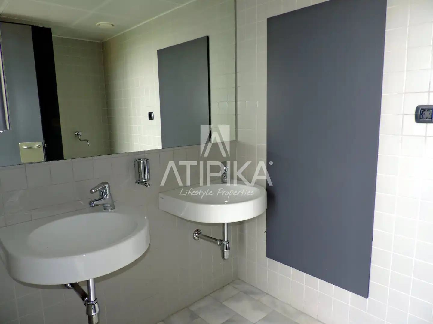 Baño de Oficina de alquiler en Barcelona