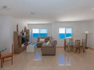 Sala d'estar de Casa o xalet de lloguer en Almuñécar amb Aire condicionat, Jardí privat i Terrassa