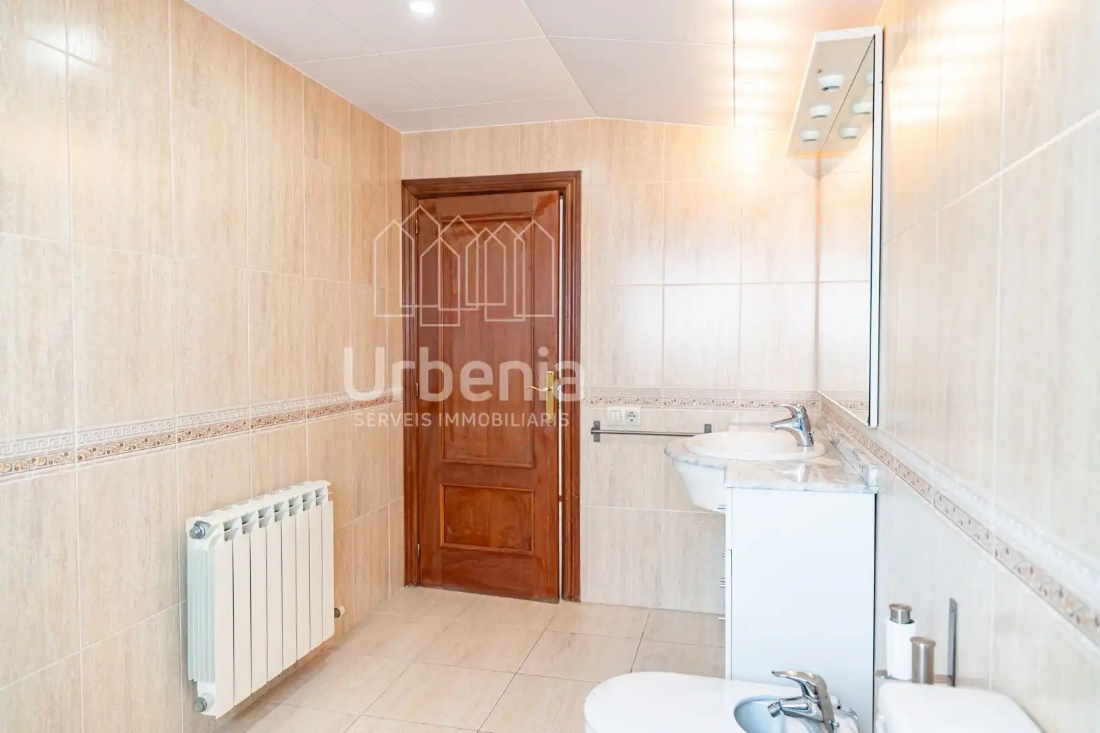 Badezimmer von Haus oder Chalet zum Verkauf in Argentona mit Privatgarten, Abstellraum und Schwimmbad
