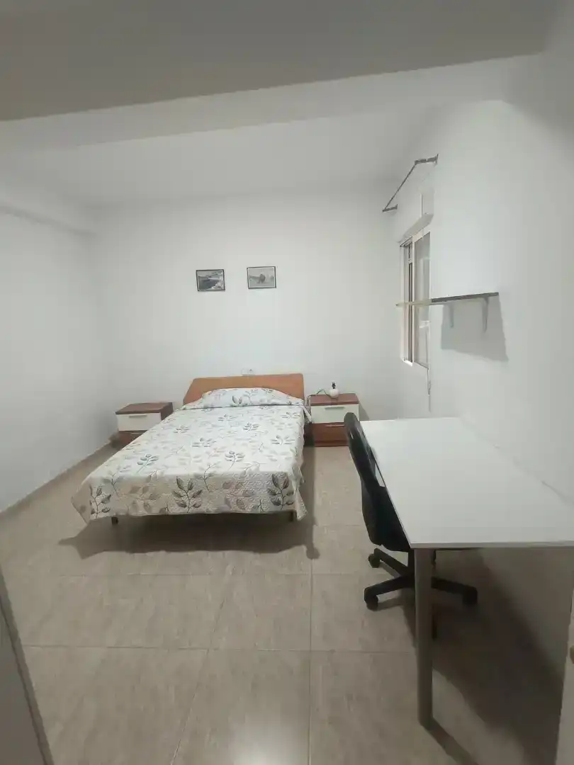 Schlafzimmer von Wohnungen zur Miete in Cartagena mit Ofen, Waschmaschine und Mikrowelle