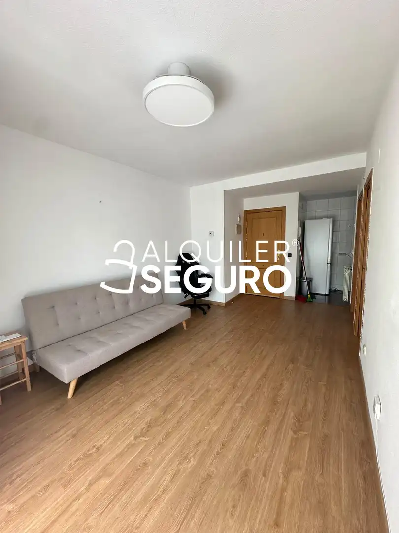 Wohnzimmer von Wohnung zur Miete in Móstoles mit Heizung