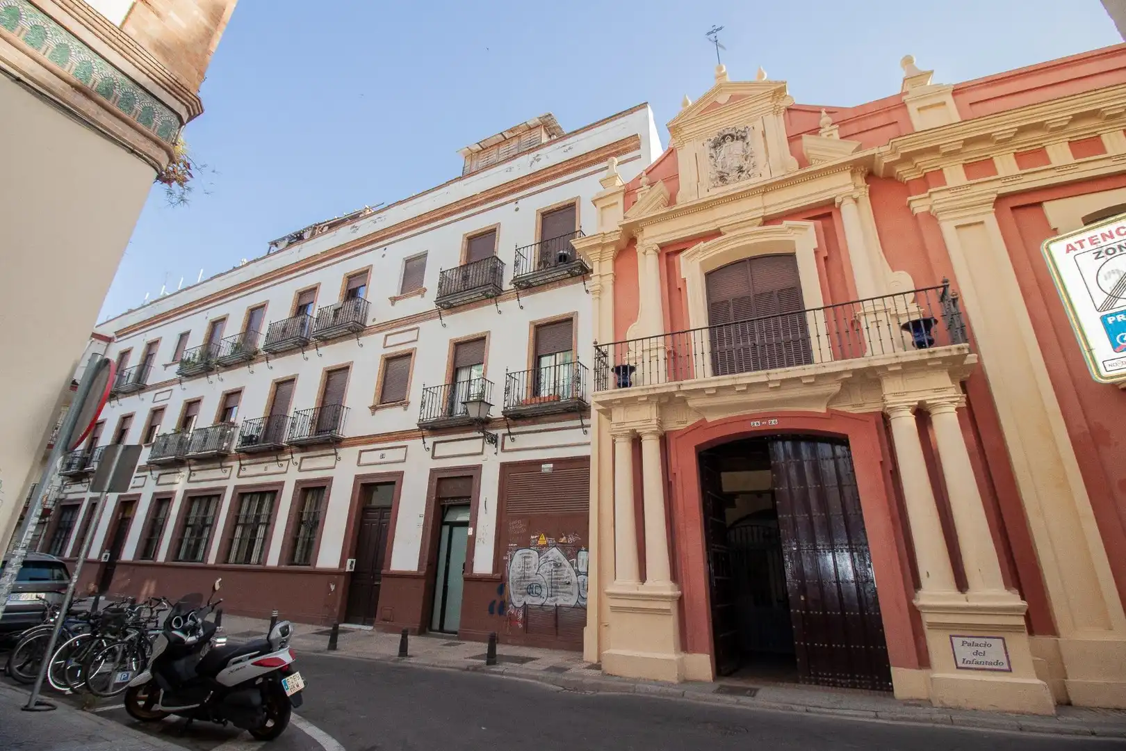 Vista exterior de Casa o chalet de alquiler en Sevilla con Aire acondicionado, Terraza y Trastero