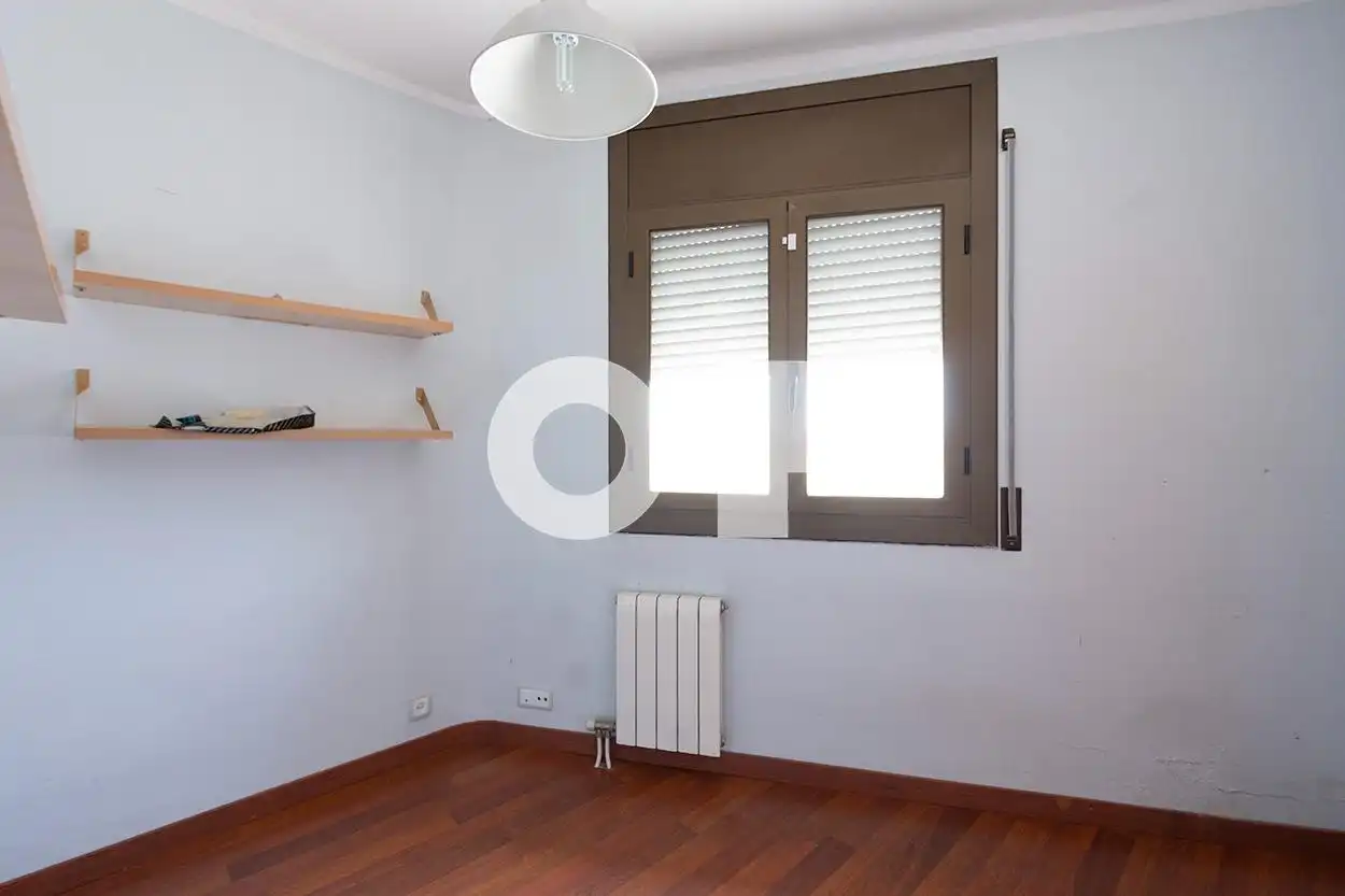 Habitación de Ático en venta en Castelldefels con Calefacción, Parquet y Terraza
