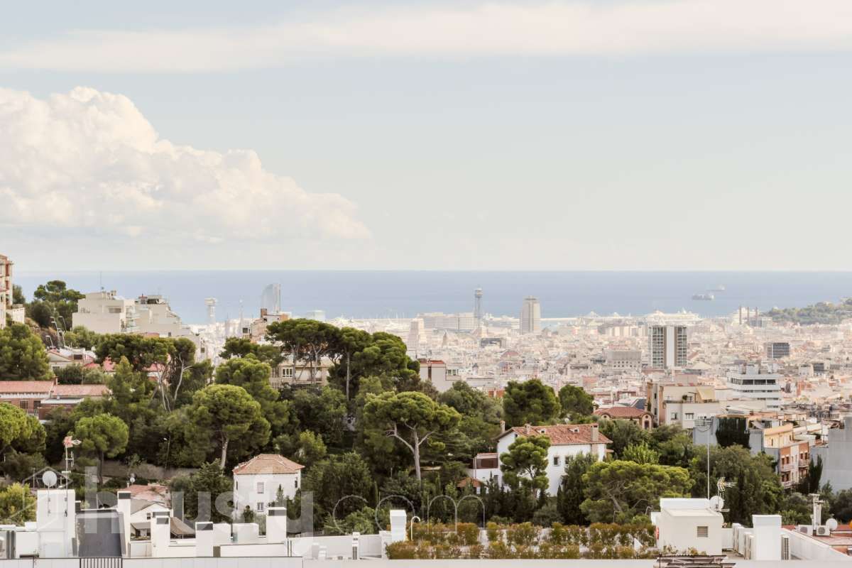 Vista exterior de Casa o xalet en venda en  Barcelona Capital amb Aire condicionat, Calefacció i Jardí privat