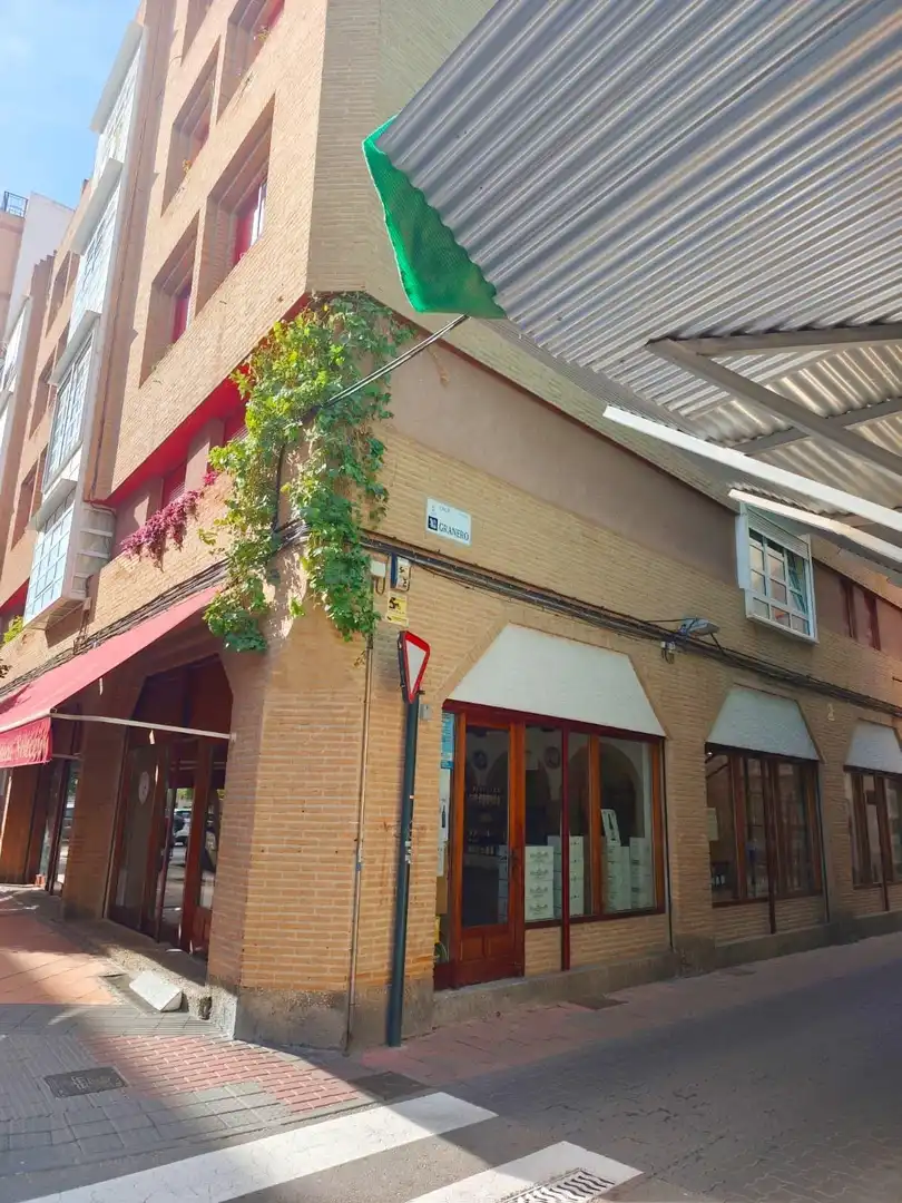 Gewerbefläche zum Verkauf in Calle de Saavedra Fajardo 17, imagen 12
