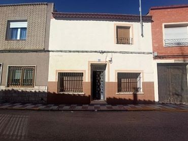 House for sale in La Villa de Don Fadrique