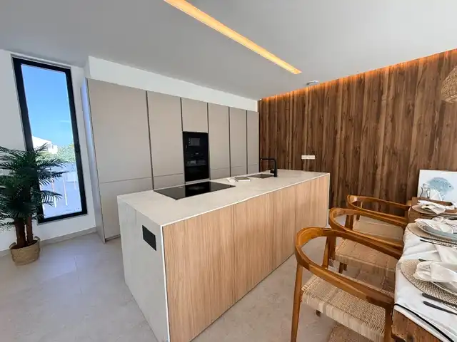 Cuina de Casa o xalet en venda en Dénia amb Aire condicionat, Calefacció i Jardí privat