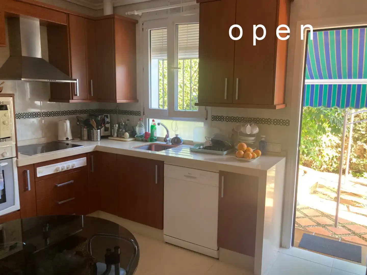 Cocina de Casa o chalet en venta en Córdoba con Aire acondicionado, Calefacción y Jardín privado