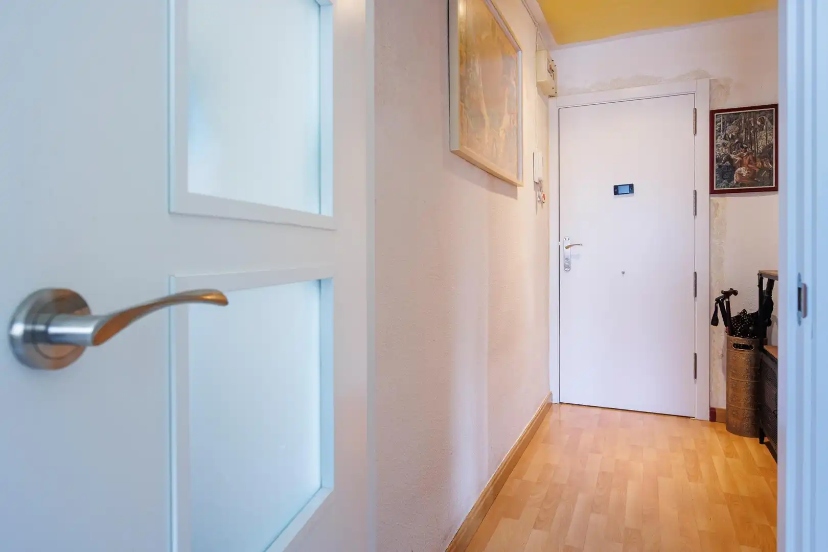 Flat for sale in Madrid  with Air Conditioner, Heating and Furnished