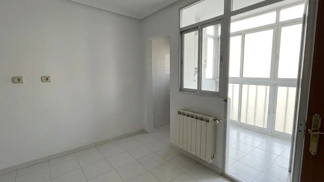 Wohnung mit Aufzug zum Verkauf in Calle Fernando Poo, imagen 16