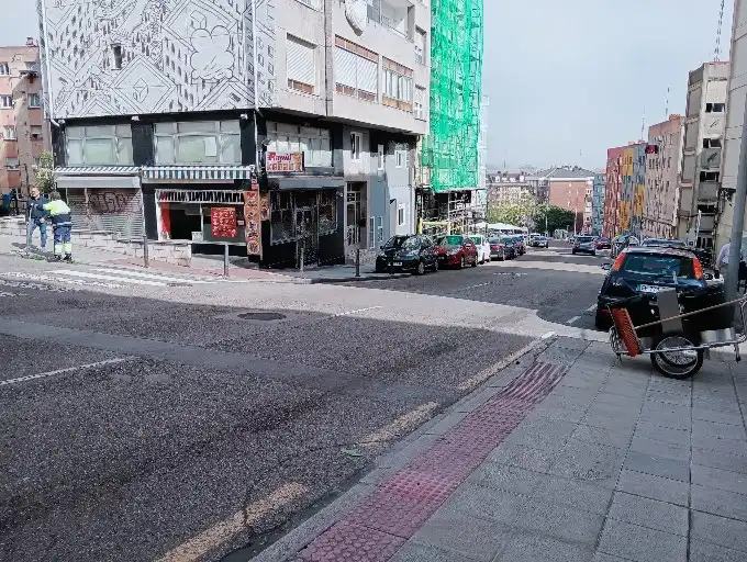 Vista exterior de Pis en venda en Santander amb Forn