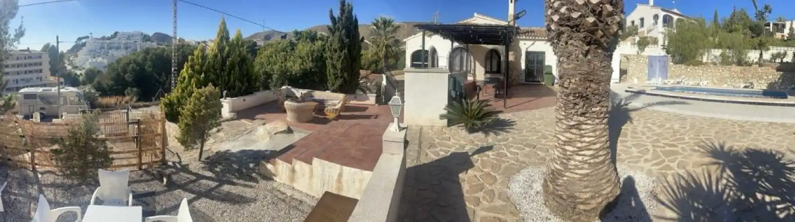 Vista exterior de Casa o chalet en venta en El Campello con Aire acondicionado, Calefacción y Jardín privado