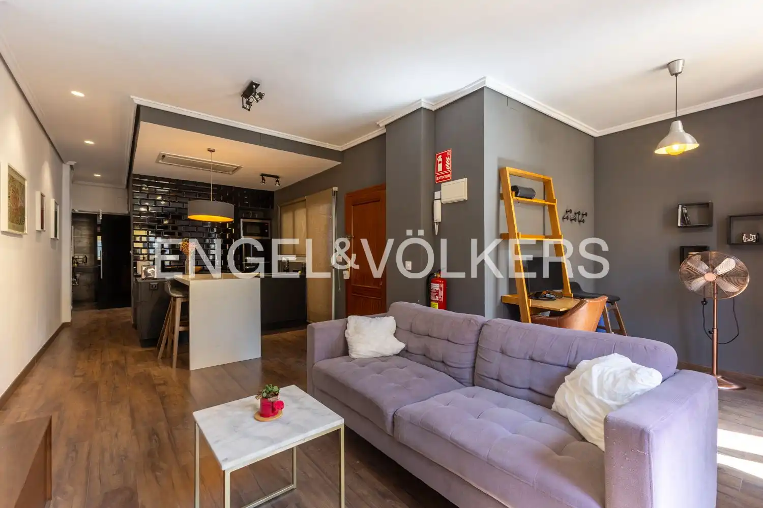 Living room of Flat for rent in Ciutat Vella 
