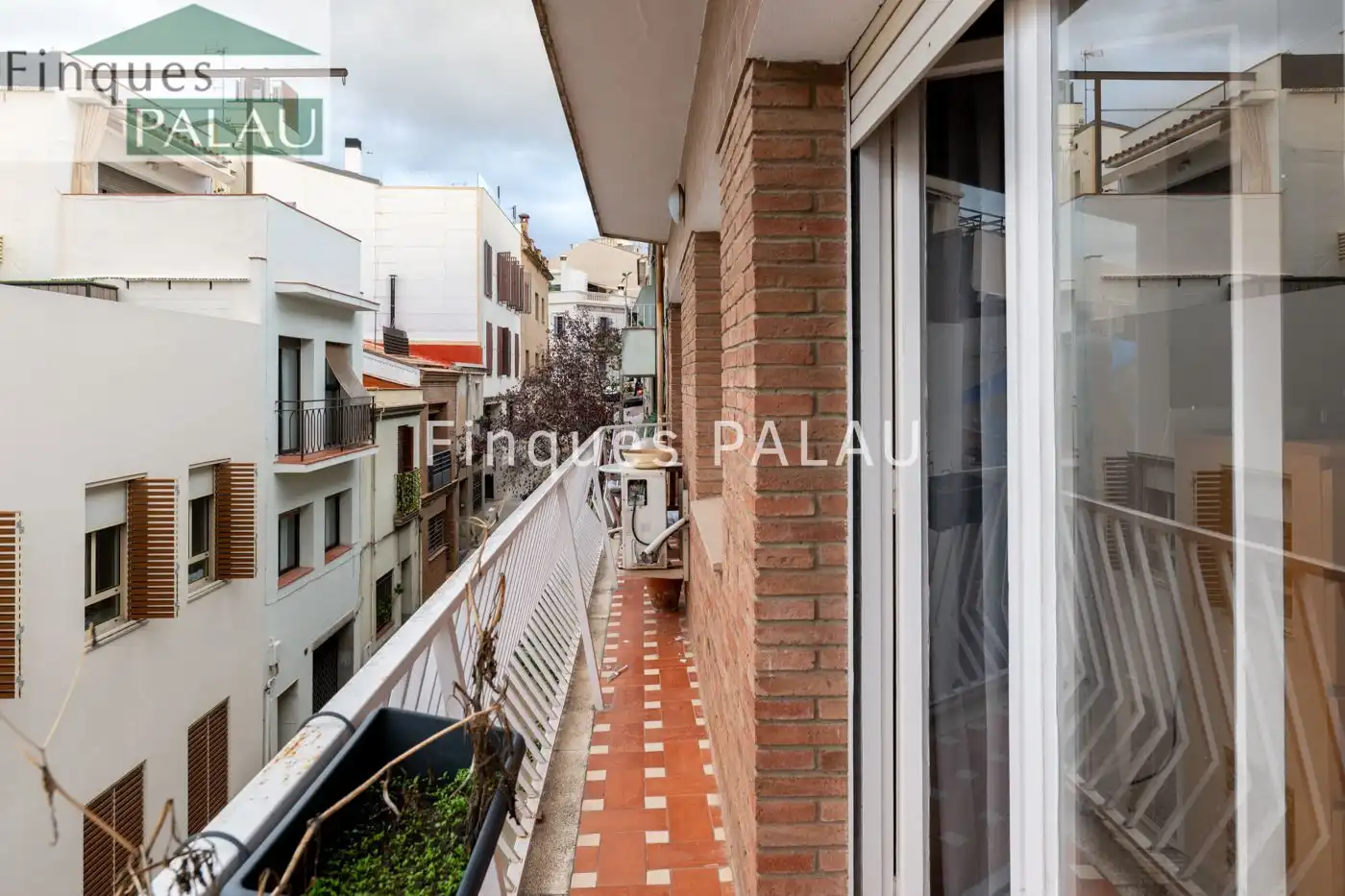 Vista exterior de Piso en venta en Centre  